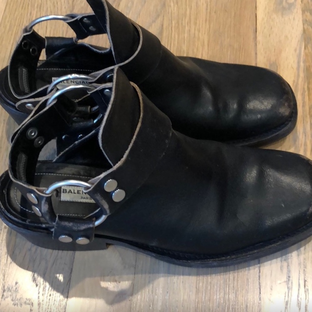Balenciaga Womens Black Leather Ankle Boots